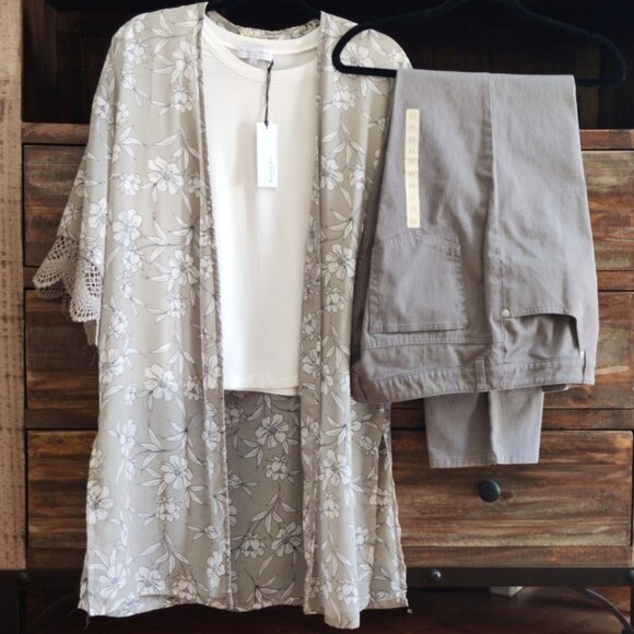 Jones NY Gray Denim Jeans, Shirred Elbow Lngth Top & Floral Kimono SZ 12/Lar NWT - Picture 1 of 16